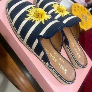 Katespade solero size 6.5 women (worn once) very good condition